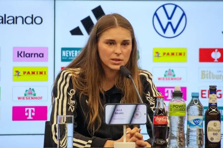 female-soccer-player-press-conference