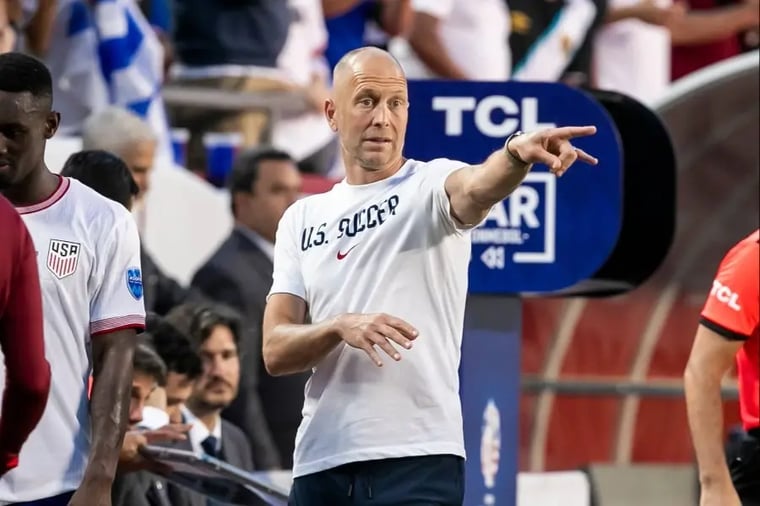 gregg-berhalter-directs-players-group-a-match-unit