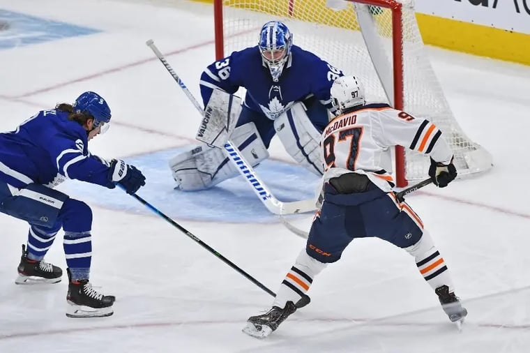 hockey-game-action-shot-toronto-edmonton