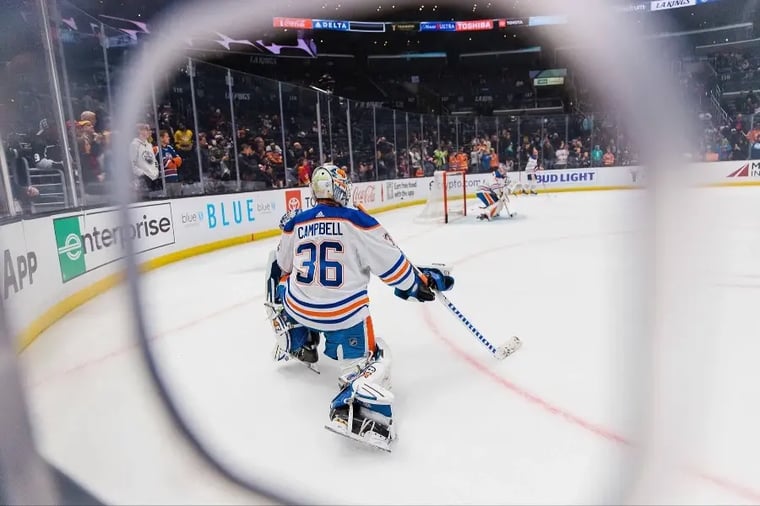 hockey-goalie-on-ice-during-game-action