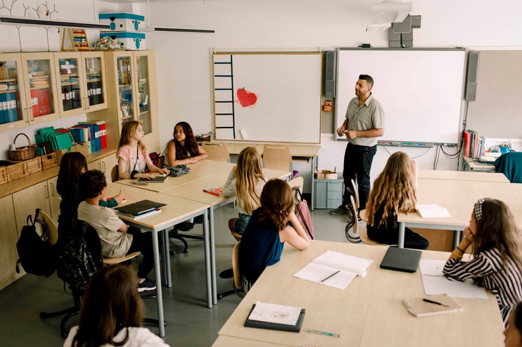 Lehrer, Klassenzimmer, Studenten, Tutor