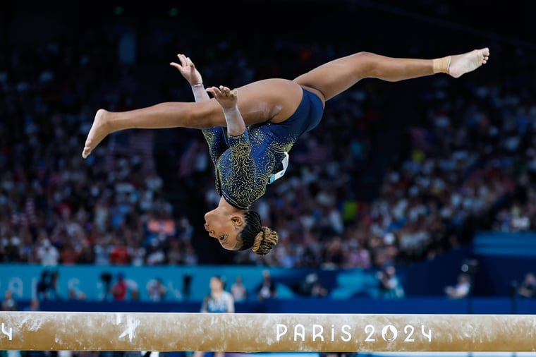 Rebeca Andrade Frauen Teamfinale Turnen 2024 Olympia