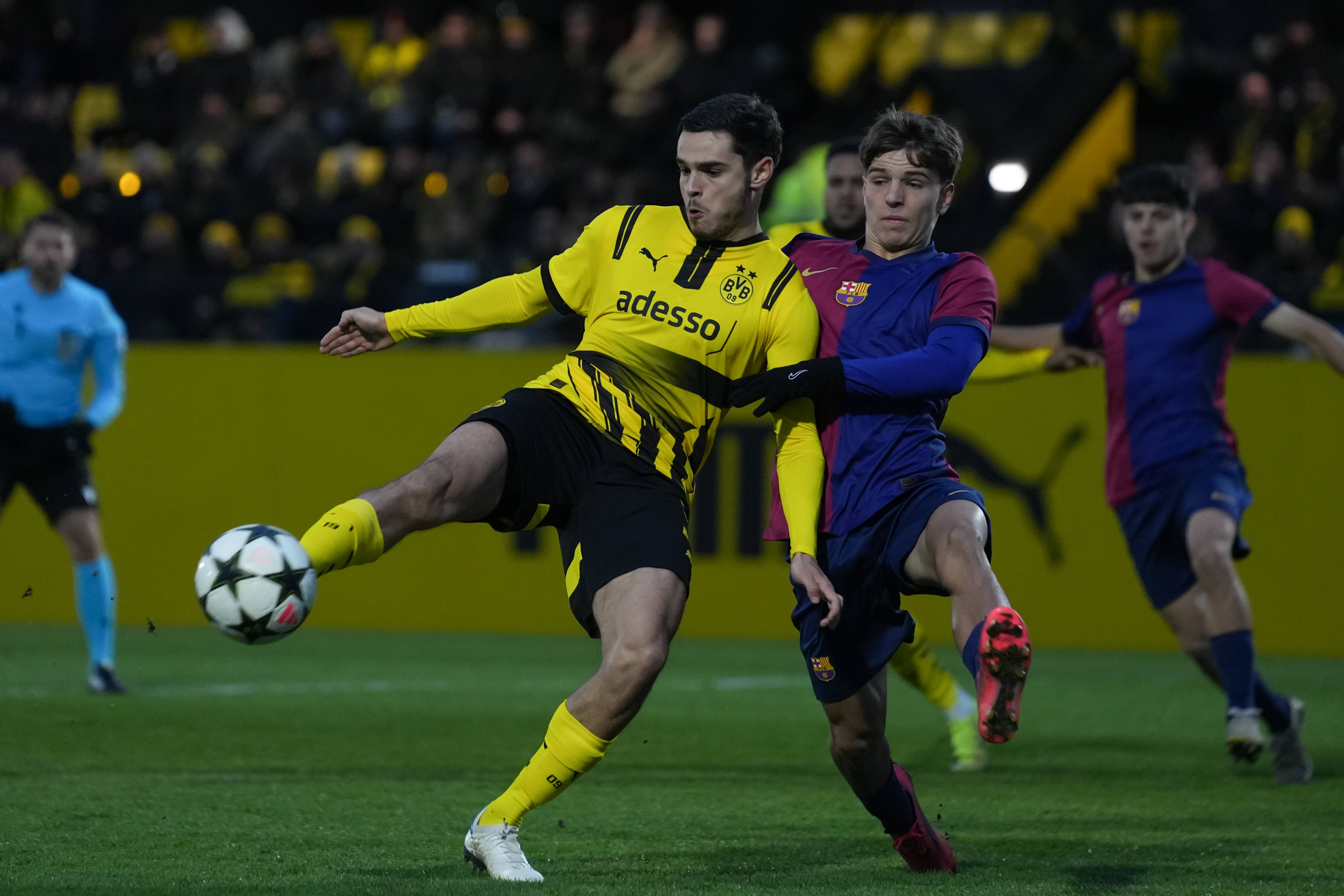 Foto vom UEFA Youth League Spiel zwischen den U19 Mannschaften vom BVB und des FC Barcelona