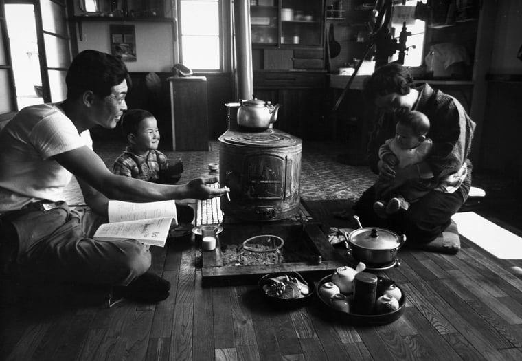 family, oven, baby, children, mother, father, book, japan, tea, living room 