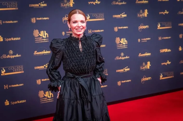 karoline-herfurth-goldenen-henne-leipzig-2024