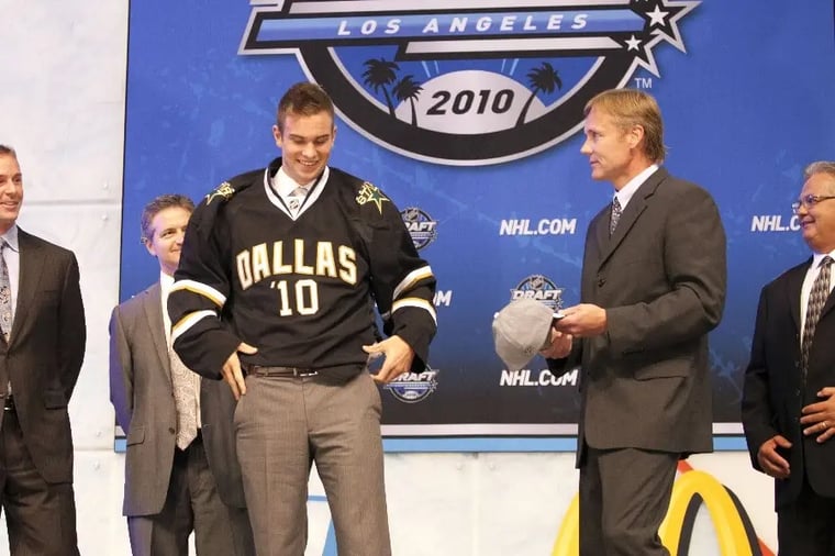 nhl-draft-2010-dallas-jersey-presentation