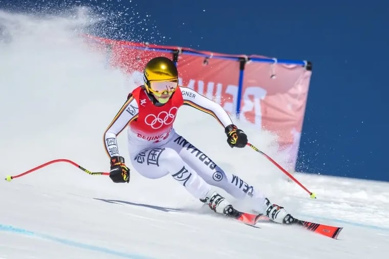 olympic-downhill-skiing-competition-action